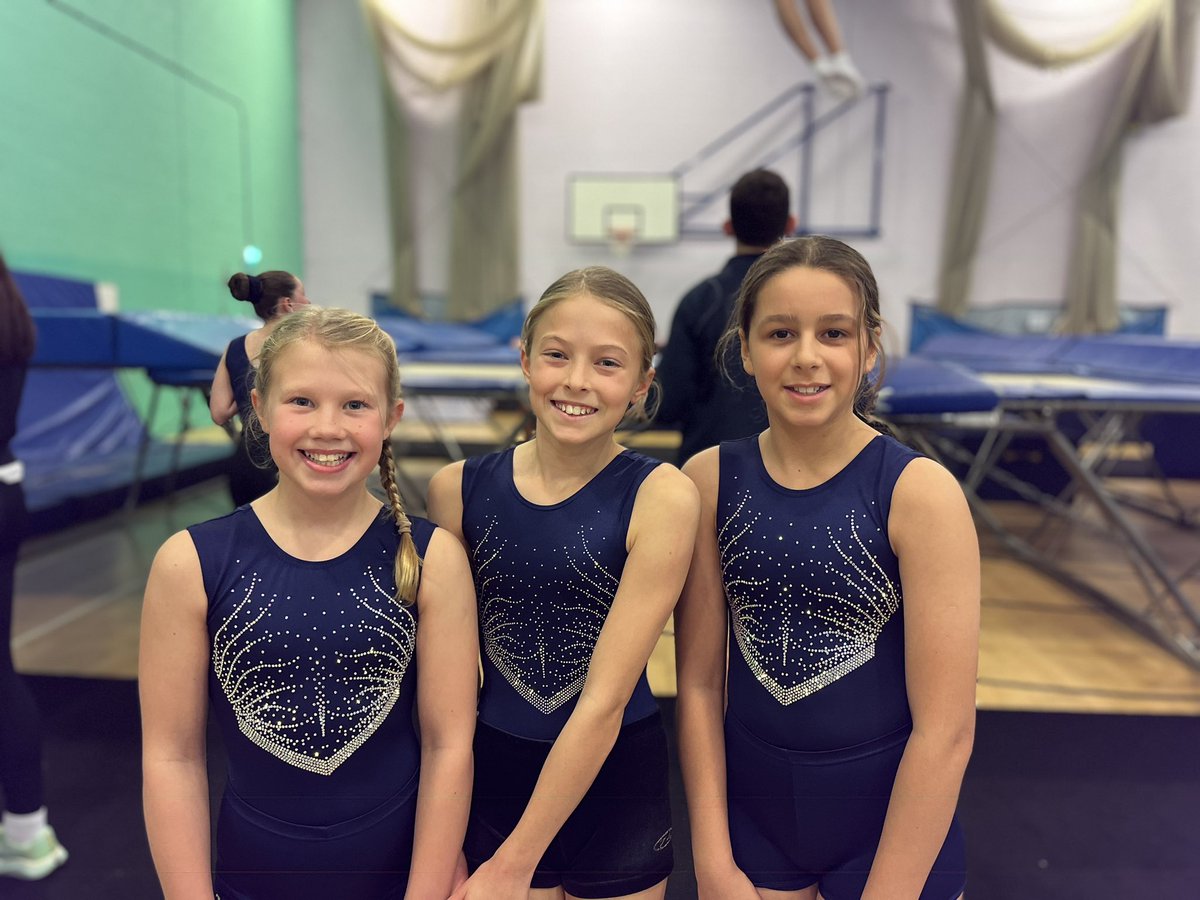 The congratulations to the 7-9 intermediate girls who won the East Regional School Team Competition 🥇👏🏻👏🏻👏🏻 <a href="/TPS_Hitchin/">The Priory School</a>