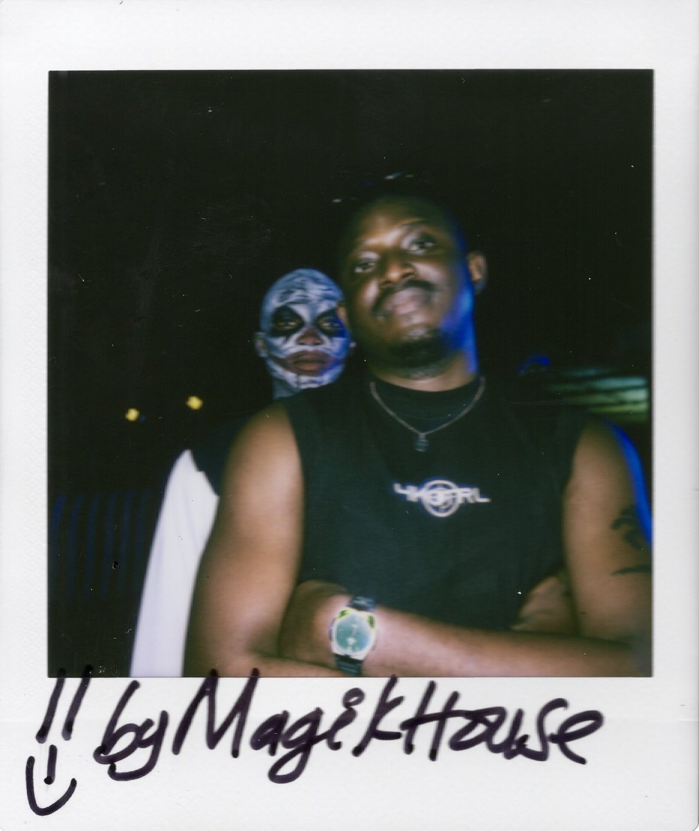 magaenvulanza's tweet photo. =) by @magikhouseng 

polaroid photography by me 
https://t.co/oI9nxraHe6 https://t.co/S5ZfrBjT9Y
