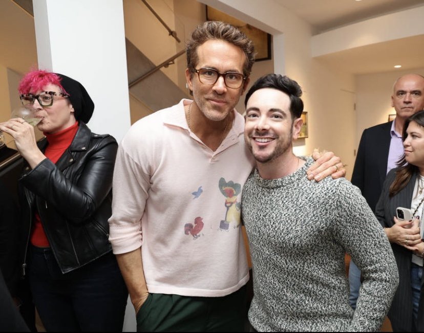 Andrew Freund (@andrewfreund) on Twitter photo Had a chance to celebrate the success of #DeadpoolAndWolverine last night with the Pride of Canada aka <a href="/VancityReynolds/">Ryan Reynolds</a> and the Queen of Studio City aka <a href="/graedrake/">Grae Drake</a> …thank you <a href="/DisneyStudios/">Walt Disney Studios</a>! ❤️💛⚔️ 🇨🇦 Had a chance to celebrate the success of #DeadpoolAndWolverine last night with the Pride of Canada aka <a href="/VancityReynolds/">Ryan Reynolds</a> and the Queen of Studio City aka <a href="/graedrake/">Grae Drake</a> …thank you <a href="/DisneyStudios/">Walt Disney Studios</a>! ❤️💛⚔️ 🇨🇦