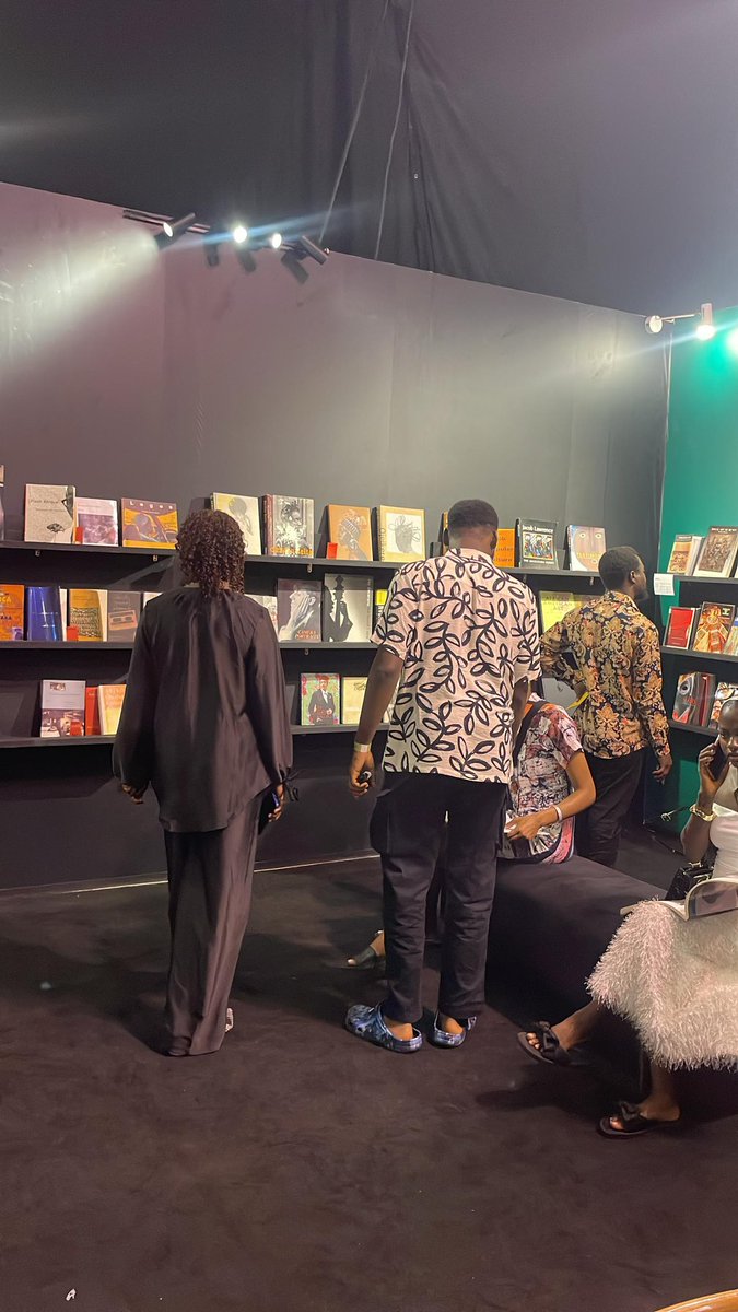 tunedsmart's tweet photo. Step into the world of African art at #ARTXLagos2024. Witness breathtaking pieces from visionary artists and connect with a community that celebrates creativity and culture.
Ready to be inspired? 🌍🎨 #AccessAtARTXLagos2024 #PromisedLands https://t.co/l7FjEGVdgn