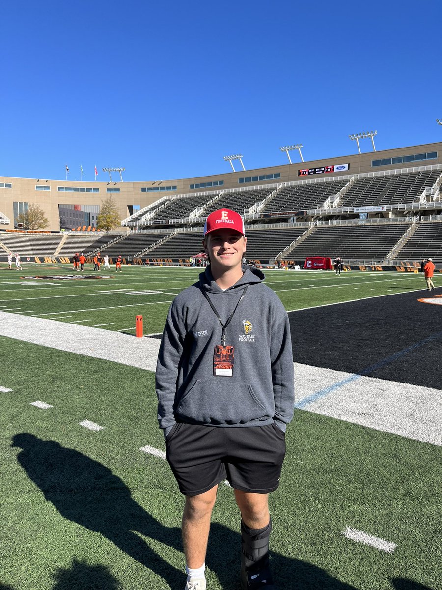 Had a great time this weekend at <a href="/PrincetonFTBL/">Princeton Football</a> thanks to <a href="/RyanFracPU/">Ryan Fraccaroli</a> for the invite

<a href="/CoachStephenWCE/">Coach Stephen</a> <a href="/WCEastFootball/">WC East Vikings Football</a>