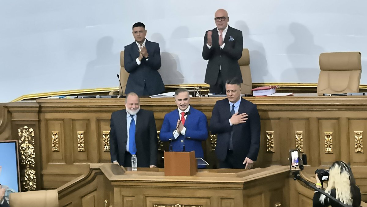 Tarek William Saab: Asumo con humildad este compromiso de mi ratificación como Fiscal General de la República venezuela-news.com/tarek-william-…