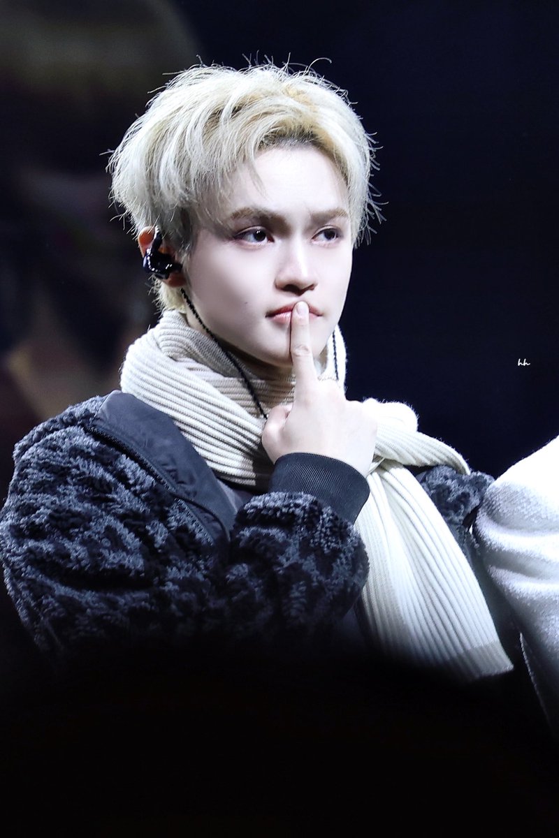 _Fleur1122's tweet photo. 241103 COPENHAGEN

#천러 #CHENLE #辰乐
#NCT #NCTDREAM https://t.co/yCWW01HuLt