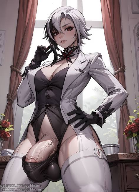 Just trying the best pose for this day.

                  #SeductiveSunday