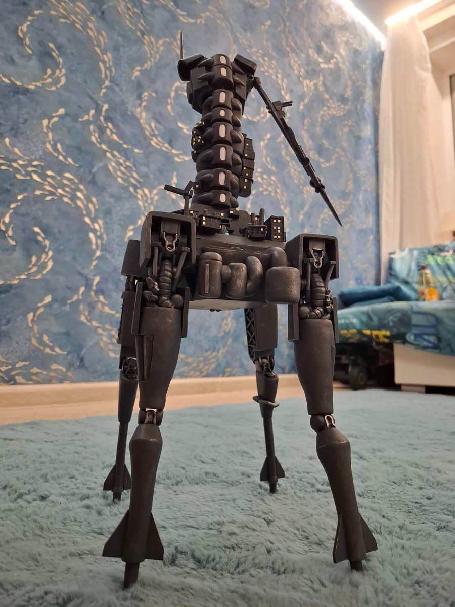 PibusPakari's tweet photo. completed Earthmover figurine, made of polymer clay, 51 cm hig

#ultrakill https://t.co/23e68FOr6C