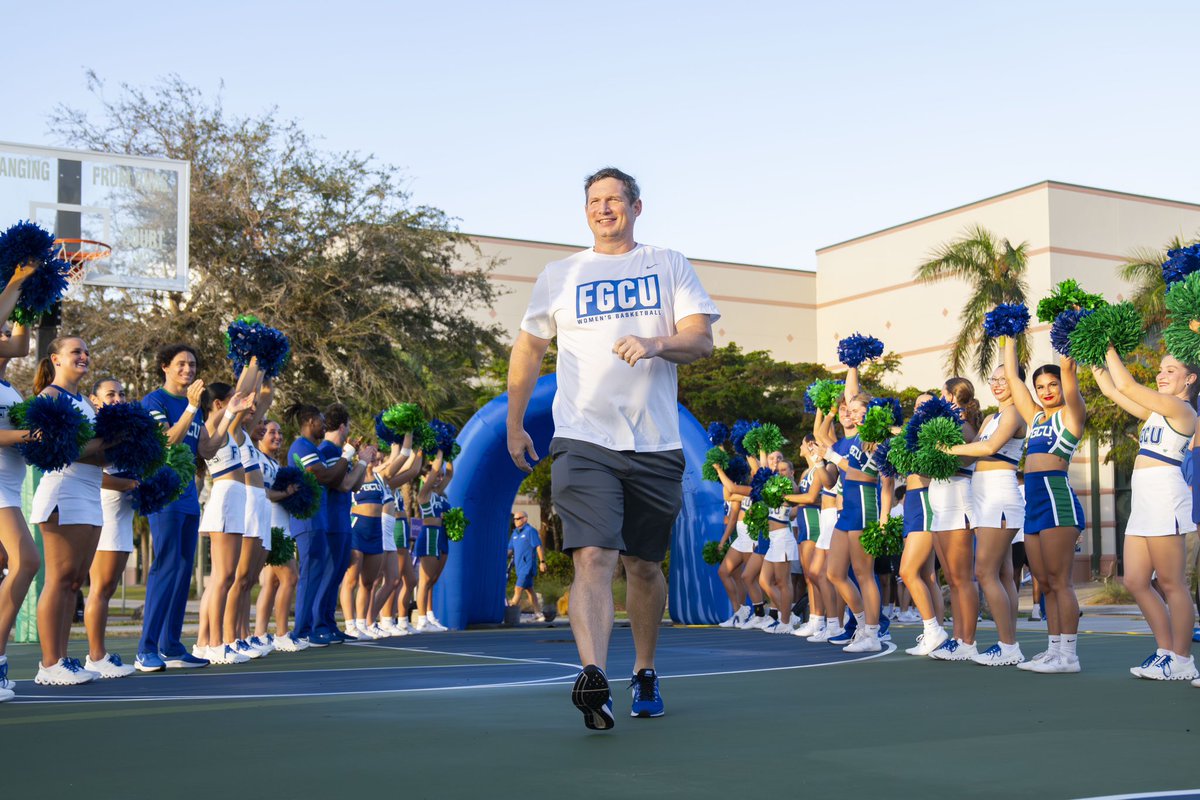 FGCU_WBB's tweet photo. Views from the block party 🥳 

#Raining3 https://t.co/uLvx9TLcO2
