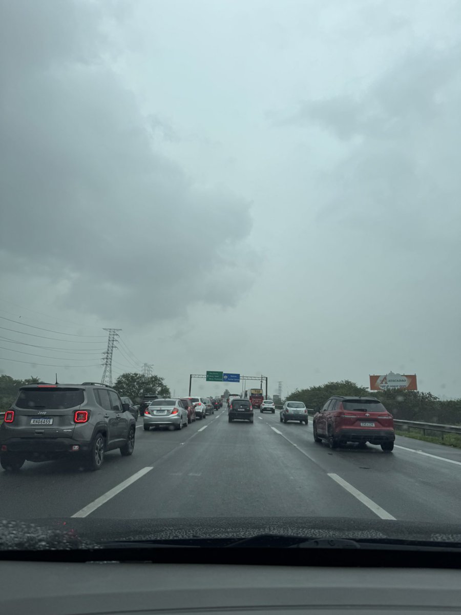 DeCastroSRG's tweet photo. @ecopistas Ta parado desde o km 16, como ta tranquilo? https://t.co/VGnlT0a1Y7