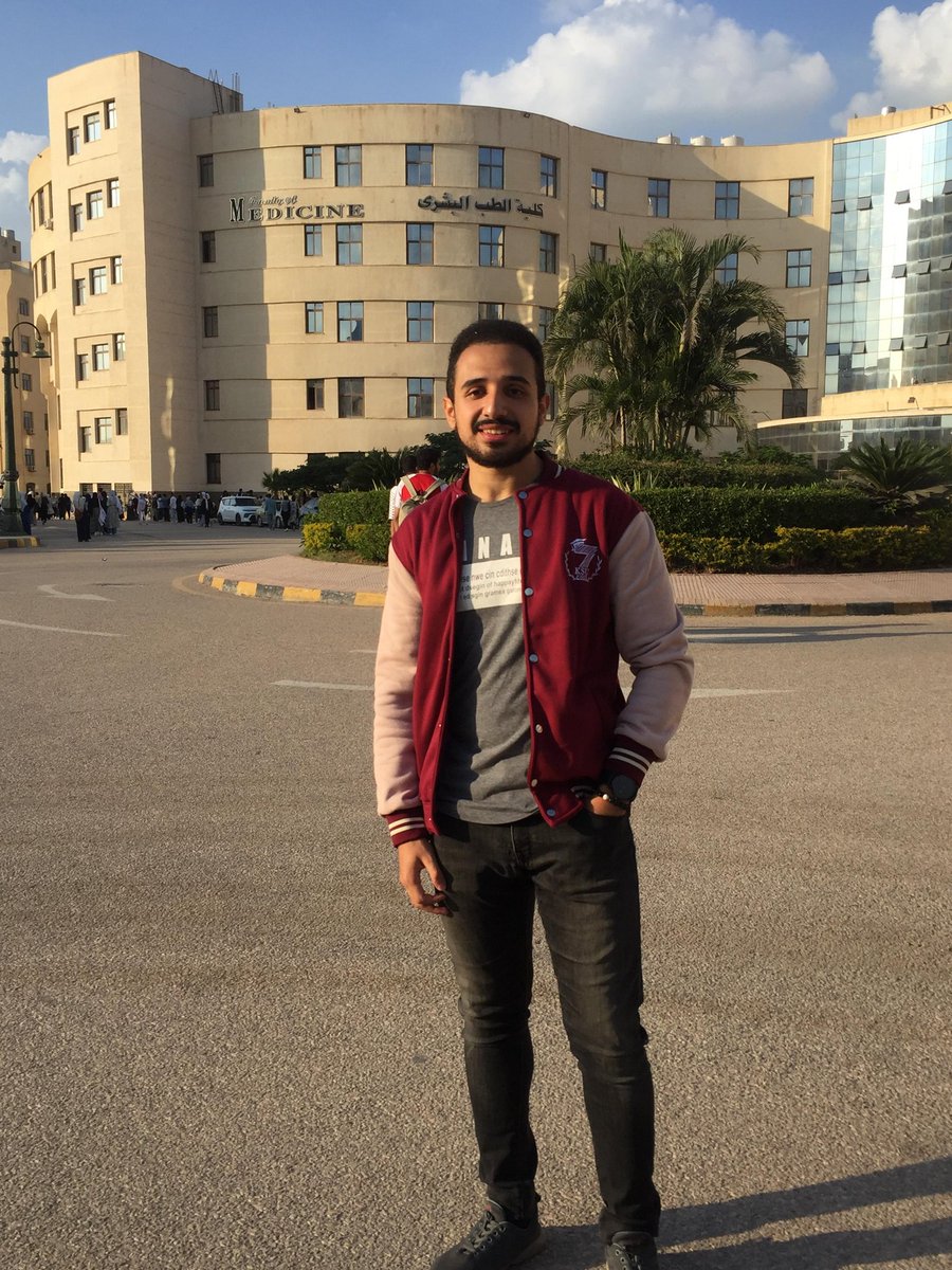 __Overthinkermo's tweet photo. تمت بحمد الله
Graduation is Done ✅🥰♥️♥️♥️♥️ https://t.co/S9LtIKToE2