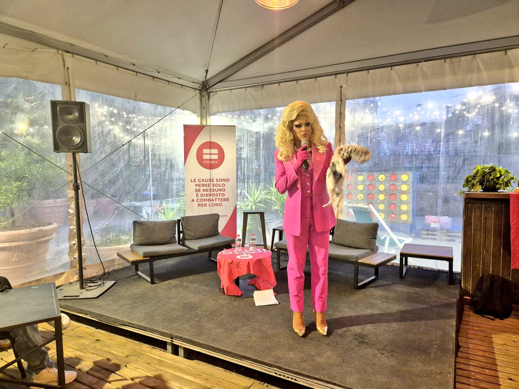 PossibileIt's tweet photo. Il progetto #dragtivism era un progetto erasmus, preso di mira dalla destra e bloccato in Italia. Sono stati attacchi gratuiti, basati su fake news, che vogliamo smontare. A questo serve questo momento di incontro e condivisione: a rispondere. Priscilla #DragtivismTour https://t.co/faFIn6Z0Yq