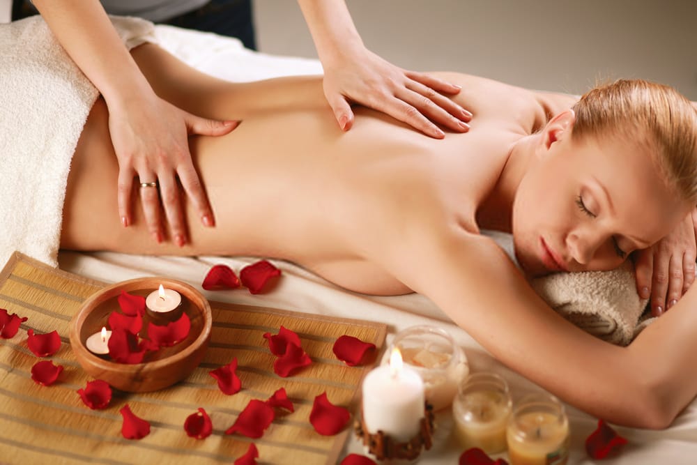 FirstListings's tweet image. To help you relax and wind down, our expert masseuses use their skilled hands to concentrate on the deeper layers of muscle and connective tissue, using gentle hand movements and systematic strokes to ease any pain or tension you might be feeling.