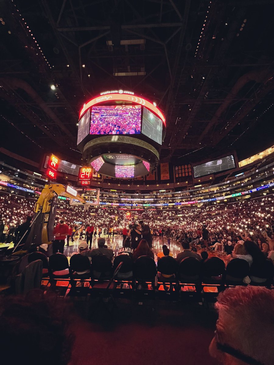 ArthurRyannn's tweet photo. LA NIGHT https://t.co/eXgwXX7Prj