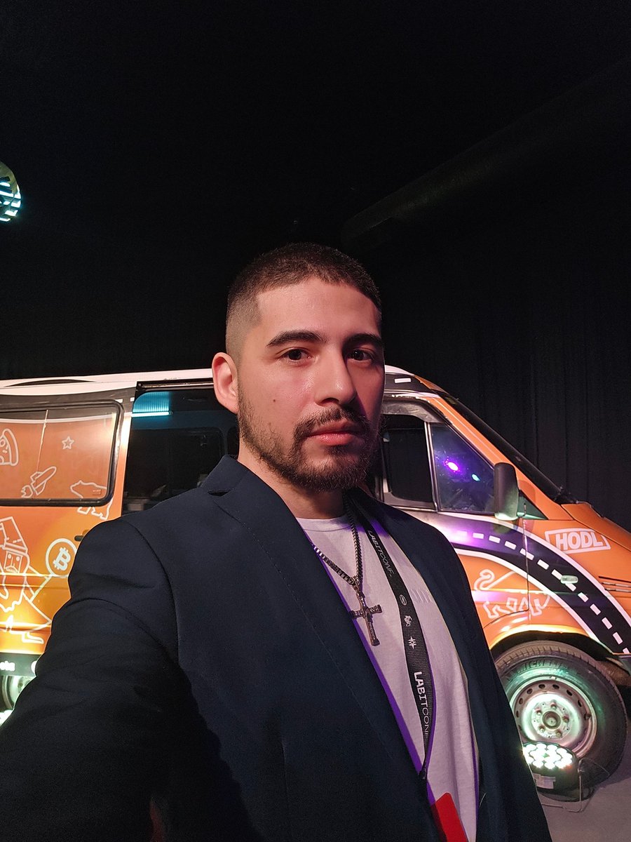 LeandromeroFC1's tweet image. LABITCONF 2️⃣0️⃣2️⃣4️⃣

#Bitcoin #labitconf2024 #trading #hodlbitcoin