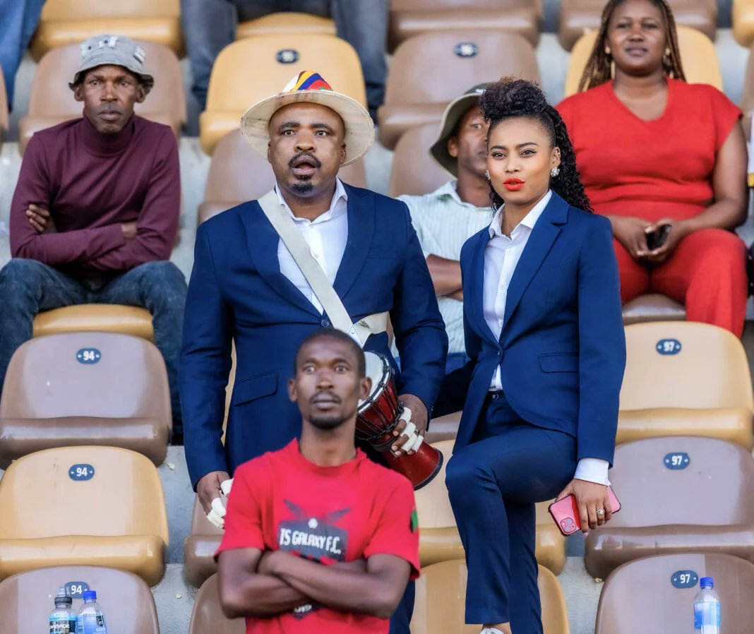 iDiski Times (@idiskitimes) on Twitter photo "To run a Super League club you spend R500,000 a month but you get R90,000."
TS Galaxy chairman Tim Sukazi has rung the alarm bells about the financial challenges endured by clubs in the Hollywoodbets Super League.
Story by <a href="/KganyagoLee/">Lethabo Kganyago</a> โ๏ธ
idiskitimes.co.za/super-league/sโฆ "To run a Super League club you spend R500,000 a month but you get R90,000."
TS Galaxy chairman Tim Sukazi has rung the alarm bells about the financial challenges endured by clubs in the Hollywoodbets Super League.
Story by <a href="/KganyagoLee/">Lethabo Kganyago</a> โ๏ธ
idiskitimes.co.za/super-league/sโฆ