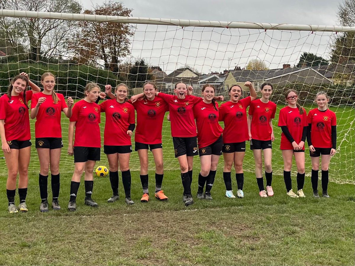 Llongyfarchiadau mawr i’r tîm dan 14!Congratulations to the U14 girls today on winning their first game!⭐️🎉🤩 ⚽️👋 Outstanding performances from everyone! Fantastic attitude and effort all through the game.