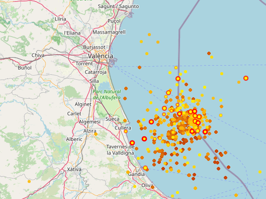En esta página podéis ir viendo los rayos que caen en tiempo real.
Mucho cuidado a todos/as quienes estéis por la zona.
lightningmaps.org/#m=oss;t=3;s=0…;
#Valencia