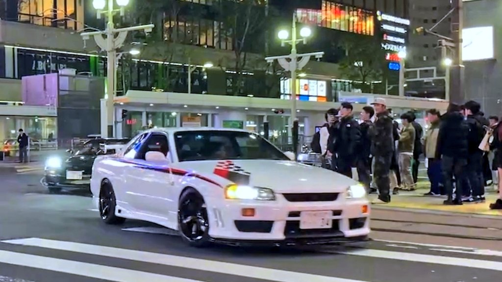 Skyline_ENR34's tweet photo. GTナイトツーリング in札幌
先日は皆さんお疲れさまでした!
たくさん写真や動画撮って頂いて嬉しい限りです🙏
楽しく走れて最高の時間でした!
来年もよろしくお願いいたします🙇
#GTNetwork
#GTN北海道
#GTナイトツアー
#GTナイトパレード https://t.co/s6uhe3LC1g
