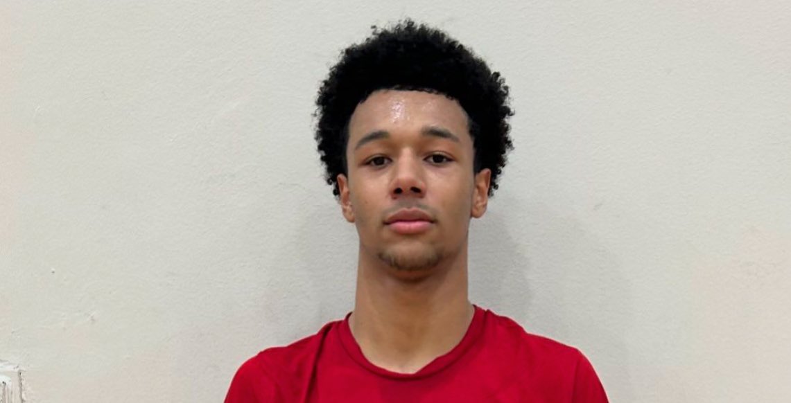 tpt_recruits's tweet image. 📓 Tulsa is getting a good one in 6’3” guard Jaylen Lawal, who shot the ball efficiently from distance. He’s a powerful slasher and finisher at the rim, showcasing some highlight-reel dunks.