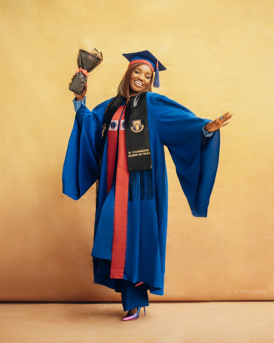 He has made everything beautiful in his time.

On the 29th of October, I was inducted into the pharmacy profession at the premier school of Pharmacy, Obafemi Awolowo University, Ile-Ife.

Re-introducing: Pharmacist OGUNSAKIN Temiloluwa Ayanfe B. Pharm (OAU Ife); MPSN💊🎓