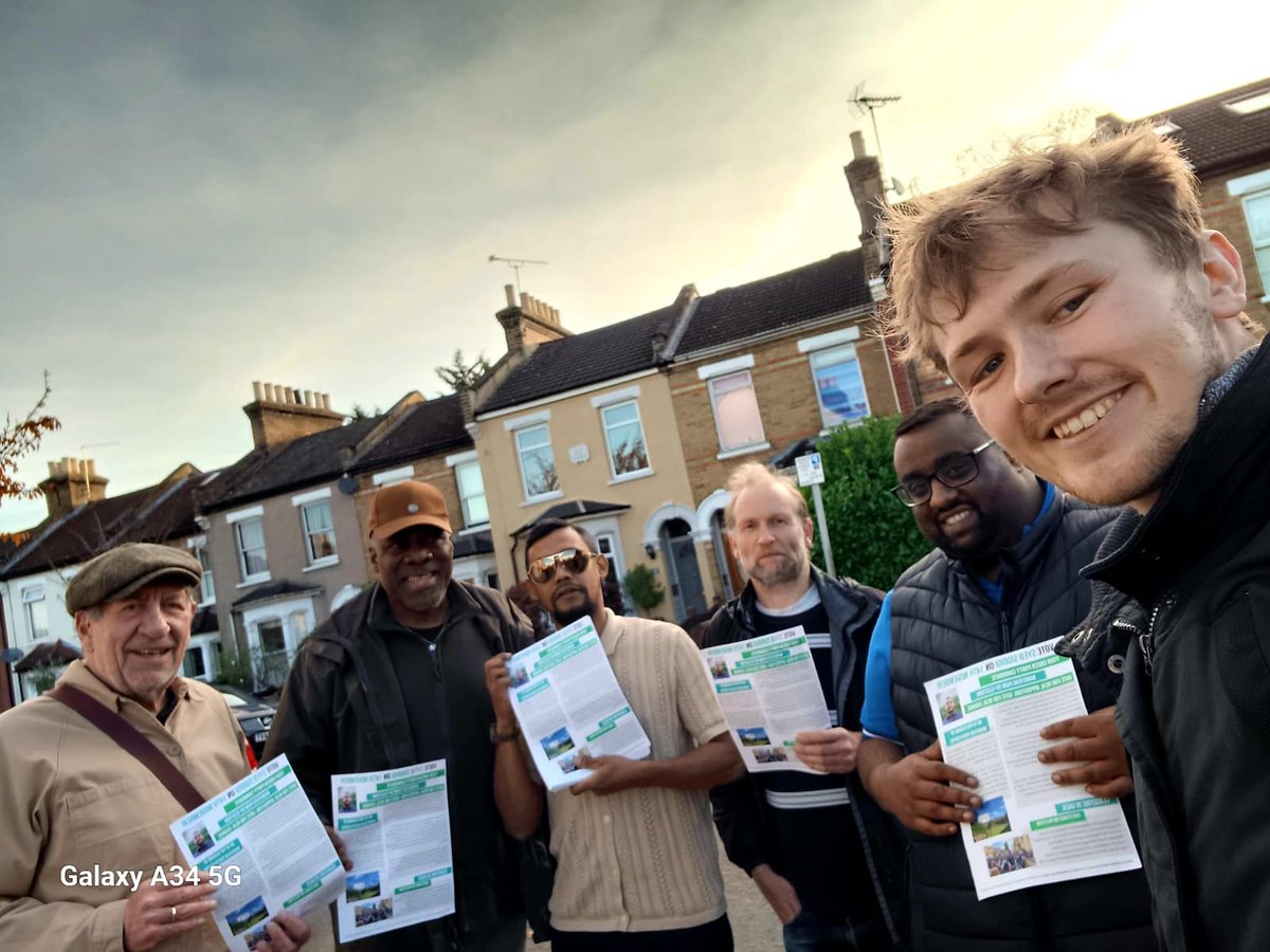 Wow. Labour seems worried, and rightly so!

In the last 24 hours, Wes Streeting, Mike Gapes, Stella Creasey, and Calvin Bailey, MP's, have been out door-knocking for the Wanstead Park by-election, for which I am a candidate.

We need your help to break Labour's monopoly on