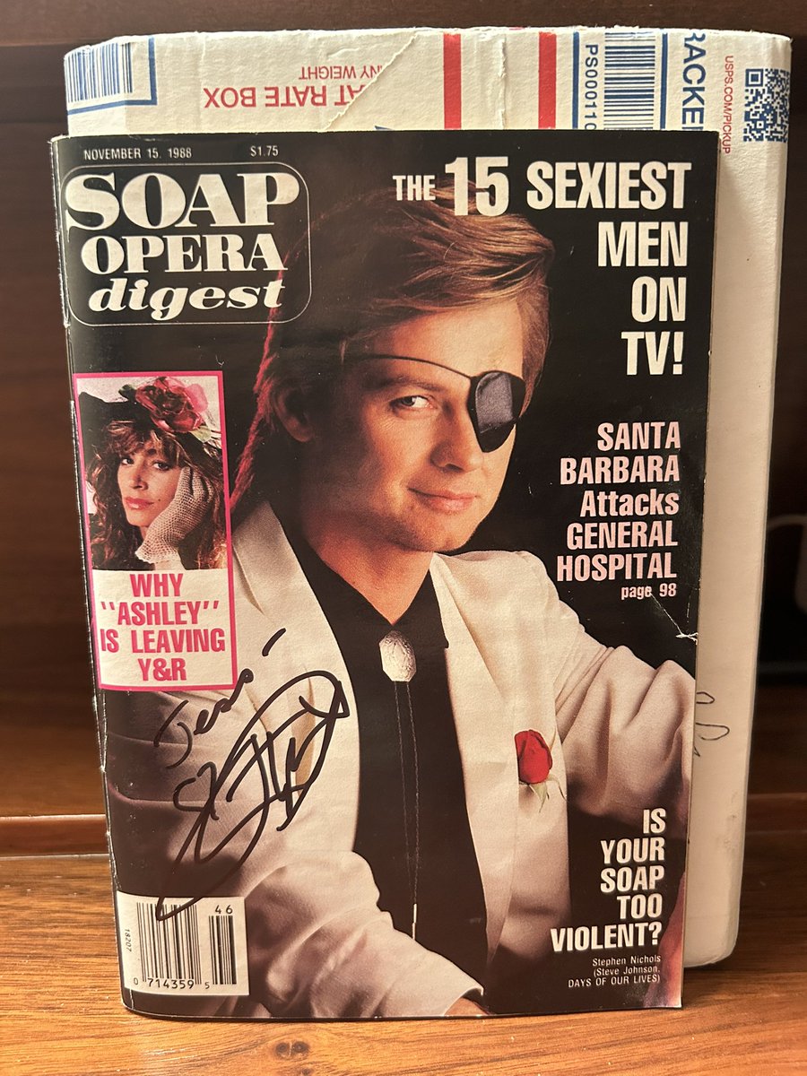 FrizzyStayla's tweet image. Was yesterday perfect? No. But I’m always grateful anytime I get to see my all-time favorite. I’m still heartbroken there was no MB but Stephen continues to be so kind and warm. And Abigail got a kick out of this cover. ❤️ #Patchman #DayOfDays2024 #Days