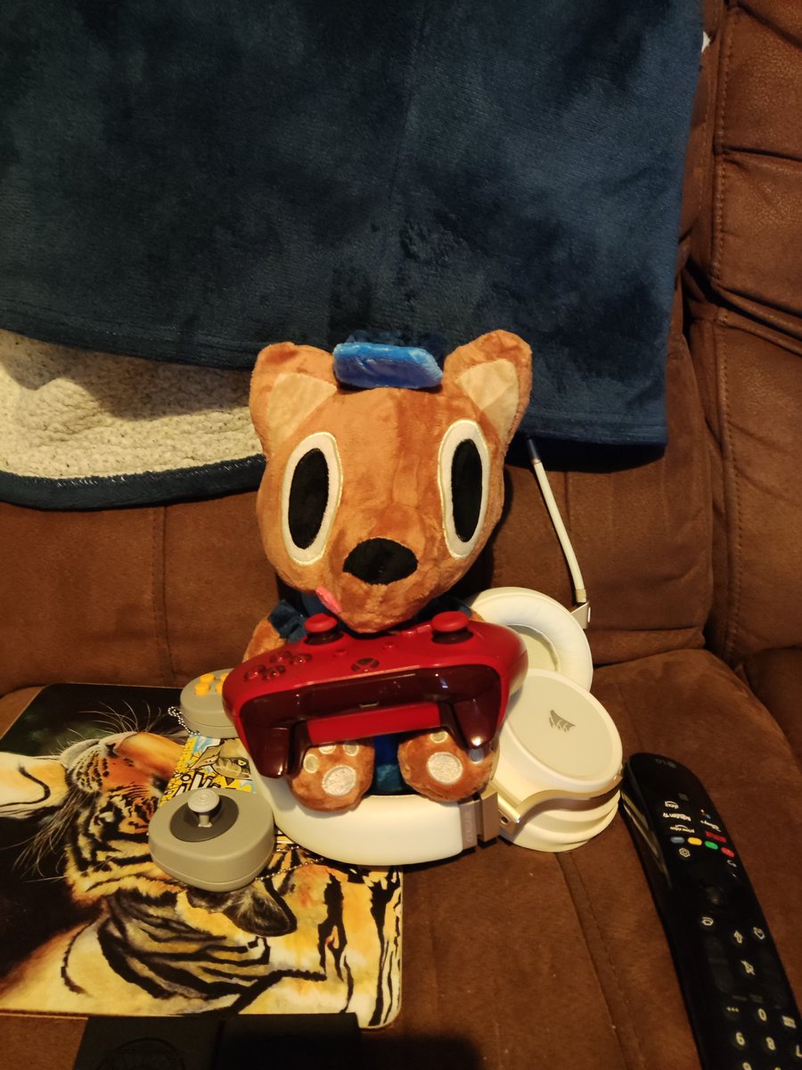 Koranos49's tweet photo. Just got my new buddy Kyle, he's getting ready to game #The WereCleaner https://t.co/thlBgGStTS
