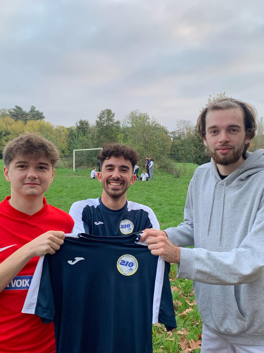 210 FC (@cfj_210fc) on Twitter photo OFFICIEL✅
Avec un effectif réduit, le CFJ a recruté chez les Nordistes... Théo et Florian des <a href="/ESJ_United/">Dark Foxes ⭐️⭐️</a> s'engagent jusqu'au 28 mars 2025 📝
Une première réussie avec une victoire 4-1 contre l'IFP, ce dimanche 3 novembre. OFFICIEL✅
Avec un effectif réduit, le CFJ a recruté chez les Nordistes... Théo et Florian des <a href="/ESJ_United/">Dark Foxes ⭐️⭐️</a> s'engagent jusqu'au 28 mars 2025 📝
Une première réussie avec une victoire 4-1 contre l'IFP, ce dimanche 3 novembre.