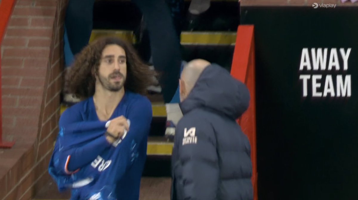 Goblinrma's tweet photo. CUCURELLA IS LOOKING FOR HAALAND TONIGHT! 👀

#MUNCHE https://t.co/6BZMgiUf5K