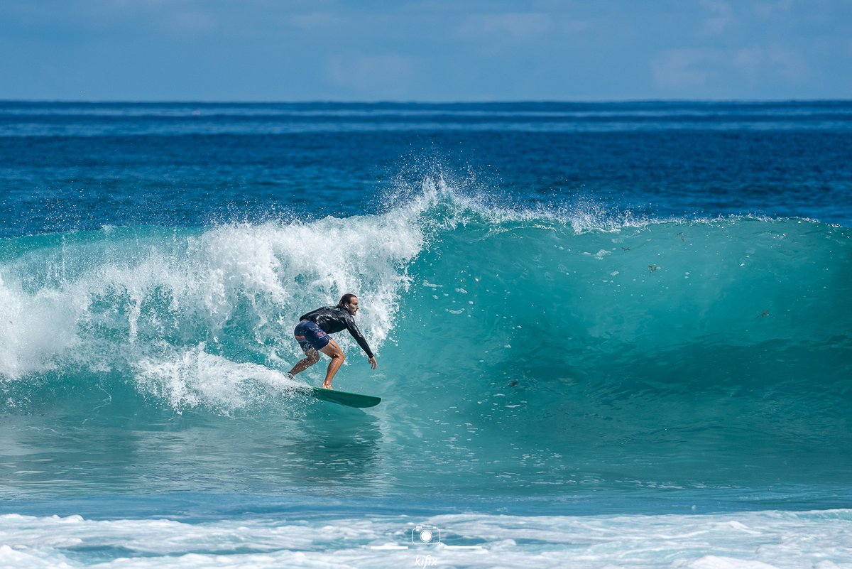 Kifix_photo's tweet photo. Free surfing at Damencourt in Le Moule, Guadeloupe. Full album : https://t.co/SZKqnYFkuI #surf #surfing #surfphotos #Guadeloupe #gwada #lemoule #surfphotography #loveguadeloupe #caribbean #caraibes #surfguadeloupe #shortboard #surfingfrance
@SurfSessionMag
@PlaneteSurf https://t.co/XOQ4inLqY8