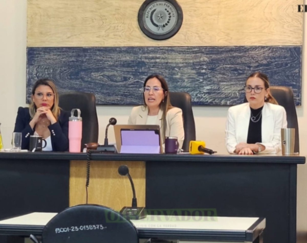 EL ÚNICO MODO DE HACER UN GRAN TRABAJO ES AMAR LO QUE HACES..UN PLACER TRABAJAR CON ESTE GRAN EQUIPO 🙌♥️