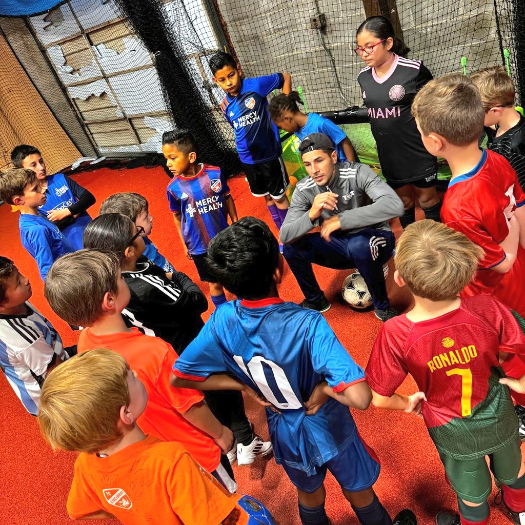 Chris_Kofman's tweet photo. In August, with @LedeManu18 and @caceresagustin, we started a journey to build a soccer academy in #Cincinnati. 
Just 3 months in, we have 4 teams competing, bringing our Argentine Futbol values of skill, attitude, and joy to this community. 
Big plans ahead! 🇦🇷⚽🇺🇸 https://t.co/aN5Y164Zth