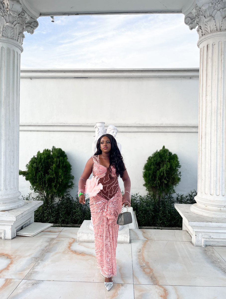 Oyindamolar's tweet photo. Lagos weddings will always be goated. #ForeverKB https://t.co/aNyt7FsTts