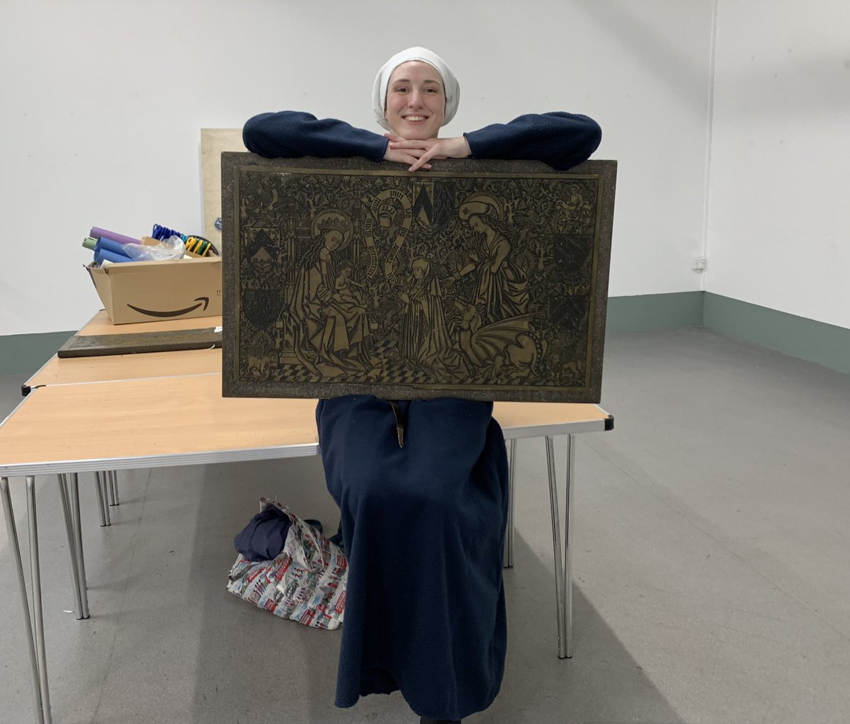 Hayley Simmons tweet media