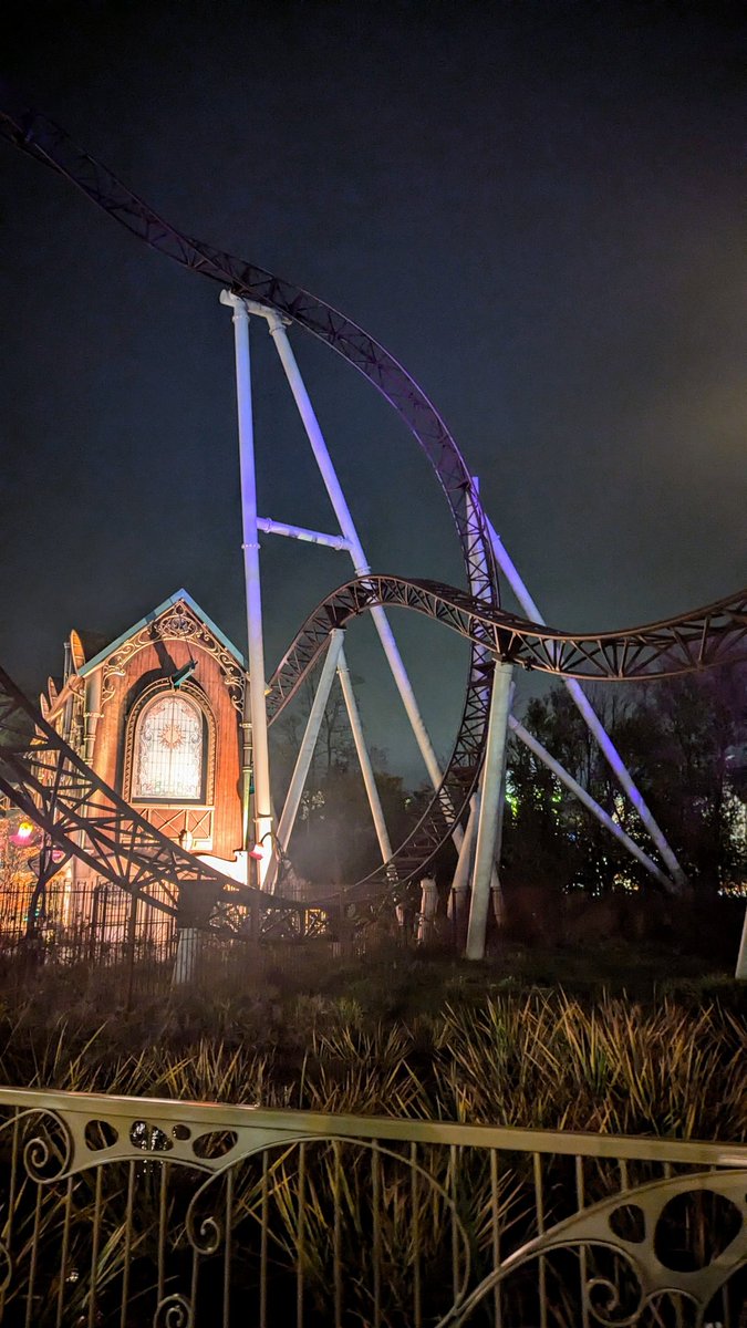 Ben 🎢🚂 tweet media