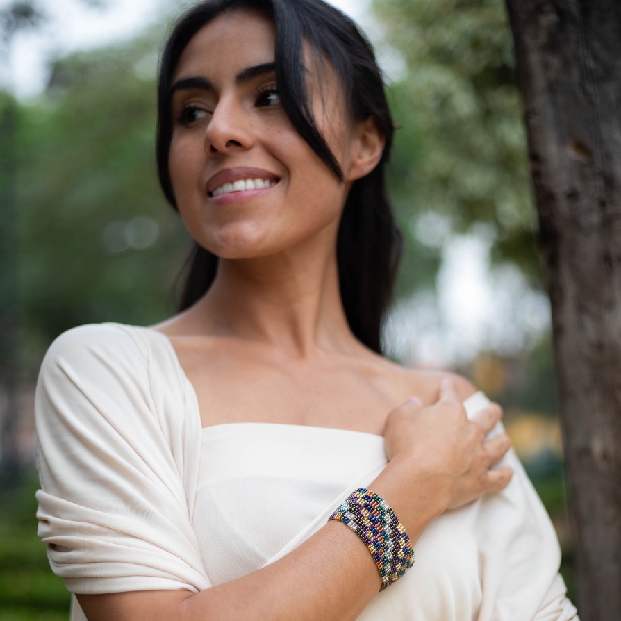 MotherSierra's tweet image. Embrace the beauty of nature with our Earthly Delights Bracelet—each bead a vibrant echo of the earth's magic! 🌿 Does it calls out to you? ✨🌍

Shop here: mothersierra.com/products/earth…
#MotherSierra #WearTheEarth #HandcraftedMagic