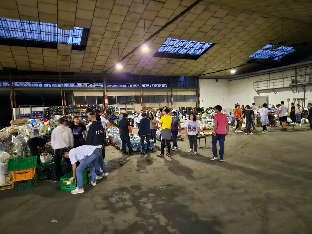 ATURADA TEMPORAL DE LA RECOLLIDA DE MATERIALS I QUEVIURES.