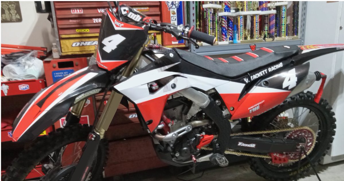 motocal's tweet photo. Custom style.

Motocal. 100% custom graphics. You design in real time all aspects of your design. What you see is what you get. Pick from themes from the best designers from all over the world using software that makes designing quick and easy. https://t.co/sfI4lmDXCj