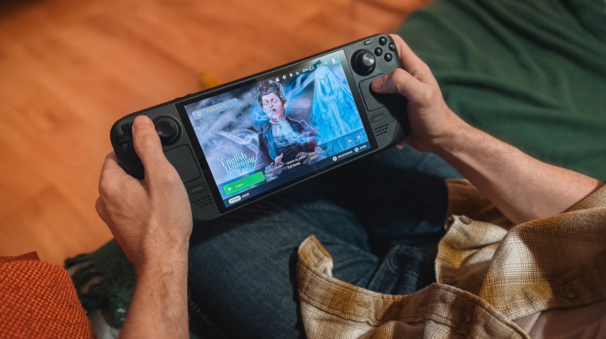 Acabo de terminar “An English Haunting” de <a href="/postmodernadv/">Postmodern Adventures</a> y lo he disfrutado mucho. Hacía tiempo que no desconectaba tanto con una aventura gráfica. Muy disfrutable. Muchas gracias, <a href="/edicion_deluxe/">Edicion Deluxe</a> Estas horas de juego han sido gracias a uno de los sorteos que habéis hecho.