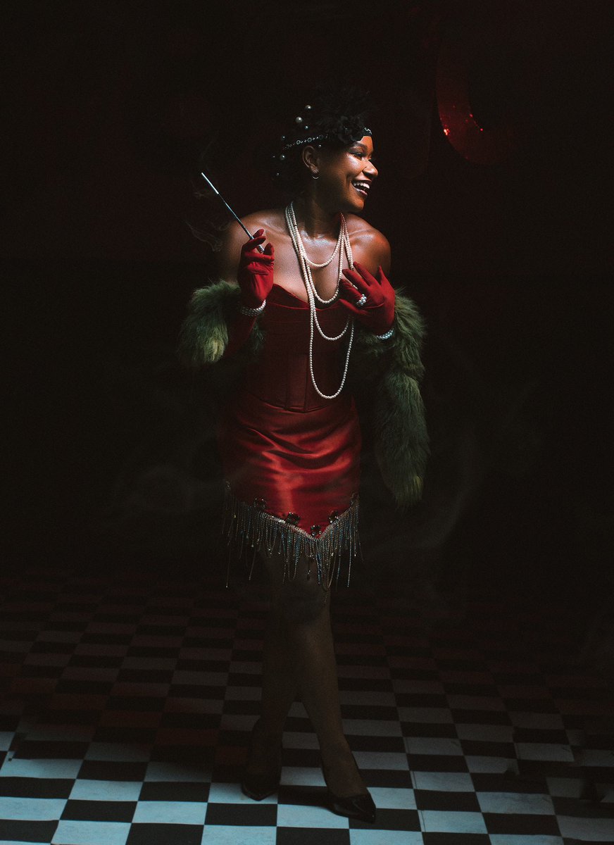 CeliaOkechukwu's tweet photo. @NetflixNaija called and I of course had to answer.
THEME: Cabaret Chic
Me: Say no more. Hold my 🍷
📸: @dawei_films (on IG)
Maycups: @DebraOkhai
👗: @house_of_voche (IG)
#lightcameraaction #GISELLE #SB19 #cabaret #LYKN_TRICKORTREAT https://t.co/G3NB8OP6oL