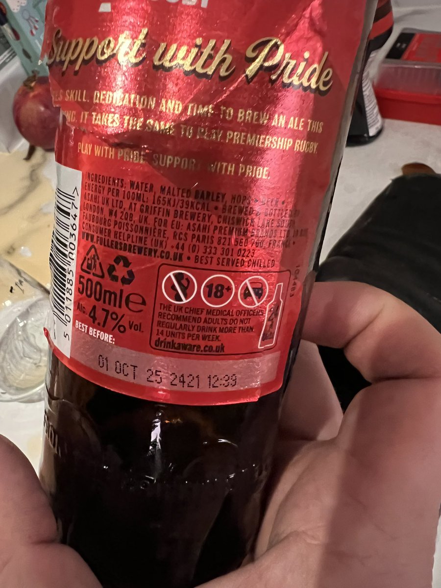 @Fullers <a href="/LidlGB/">@LidlGB</a>  you appear to have a bad batch of London Pride. I was preparing dinner and the bottle I bought in store today exploded. I believe this is secondary fermentation? The top blew off, beer and glass everywhere. Final picture to show batch number.