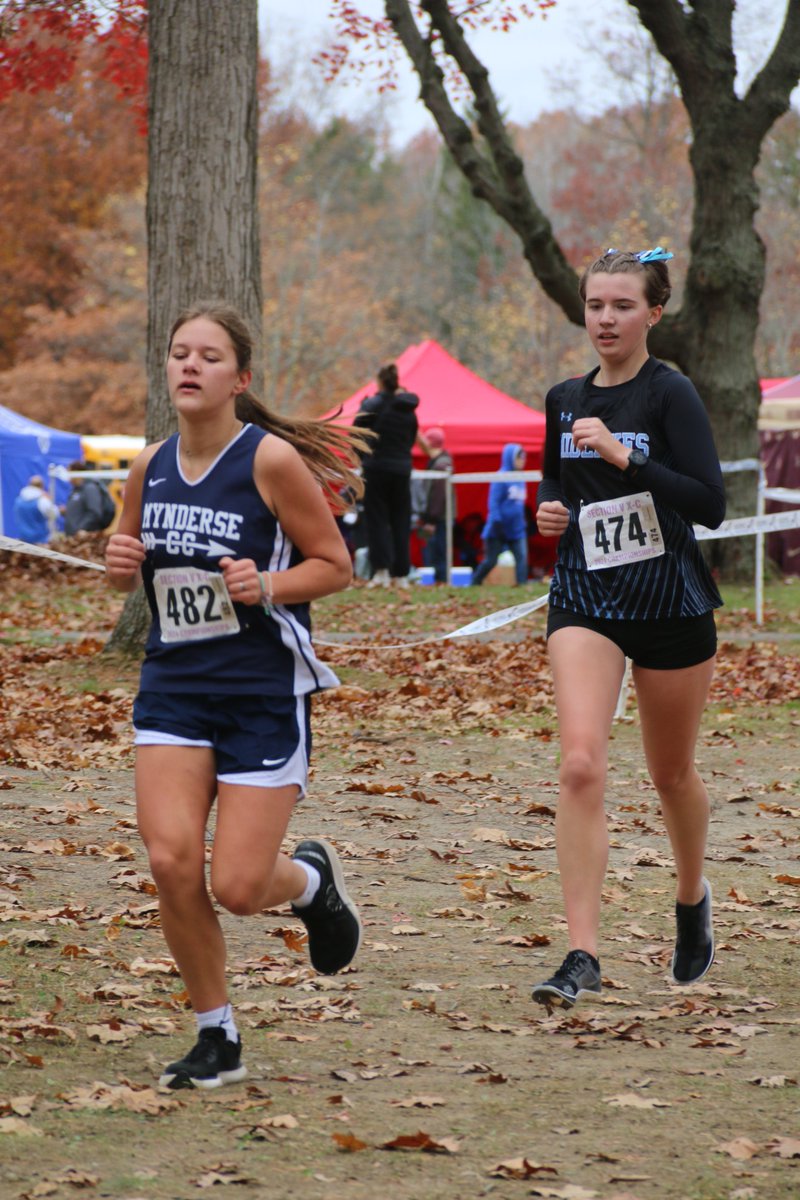 MidlakesX's tweet photo. That's a wrap on the 2024 XC season! We wound down the season yesterday at the Sectional Championships at Letchworth. Several huge PRs to cap off a great season. Huge congrats to sophomore Claire Givens for her top 10 finish, earning her a sectional patch! https://t.co/bXHNqDnlyu