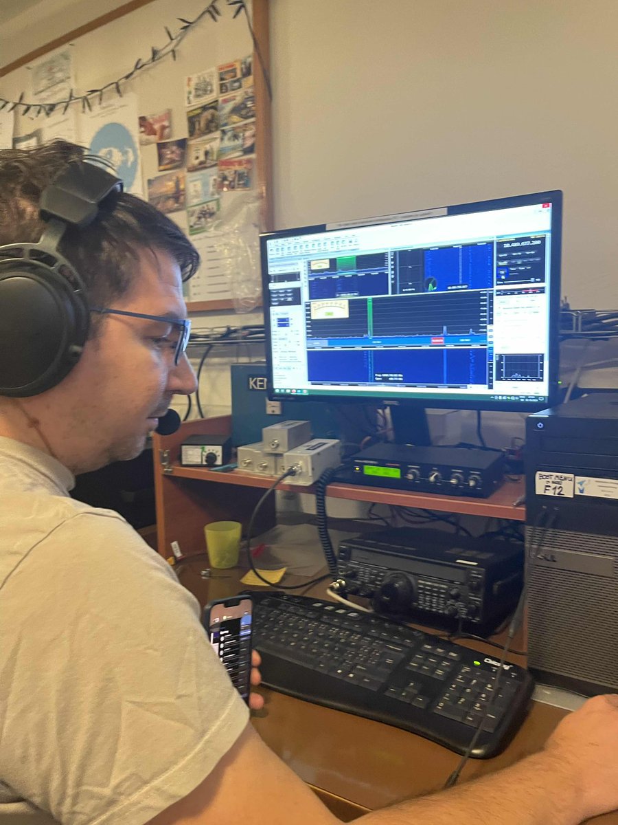 MPrilepok's tweet photo. My first QSO on satellite QO-100 with GW8TIX.
Setup built with @Pytlicek for Radio club Omega OM3KFF/ OM5M.
Components:
- LibreSDR
- 2.4GHz BPF
- SZM-2166Z as PA
- 8W WiFi as final PA
- 10MHz OCXO
- Othernet Bullseye LNB
- Ice Cone Feed
#qp100 #om3kff #om5m #libresdr #hamradio https://t.co/NPCAJahhQ6
