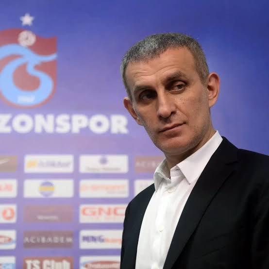 Emrahsocial's tweet photo. @Trabzonspor Rağmen😭😭😭 https://t.co/rllztOSuYH