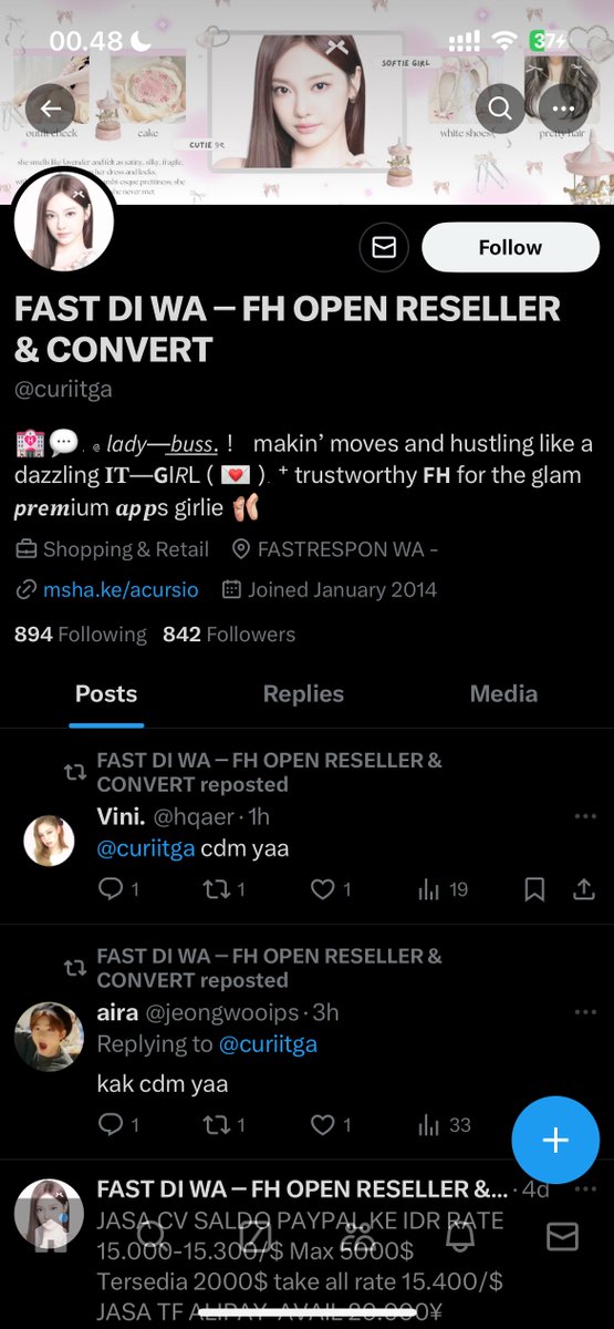 sylphinangel's tweet photo. gue ga tau lu niat nipu atau gimana?
tapi please jgn suka nyolong gambar testi orang. lu bilang tadi itu shopee lu tp waktu gue konfirm ke tokonya trnyata bukan. please kerja yang halal halal aja well 🤟🏼 
hati hati guys!! sm nih org😎🫶🏻
@curiitga 

#zonajajan #ZonaBA #zonauang https://t.co/IJvrgh2Zek