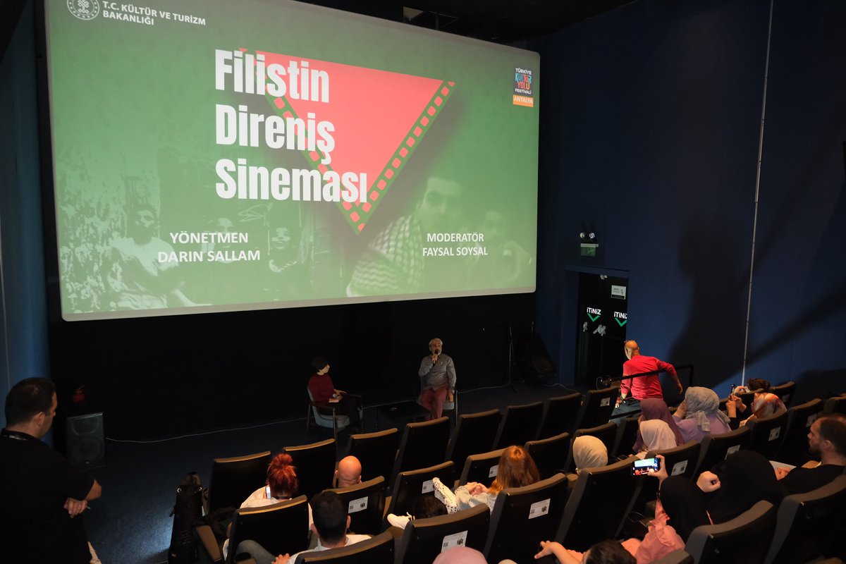 Sinema Genel Müdürlüğü (@sinemagenelmd) on Twitter photo Antalya Kültür Yolu Festivali kapsamında Paribu Cineverse Antalya Migros AVM’de “Filistin Direniş Sinemasi Film Gösterimi” çerçevesinde “Farha” film gösterimi ve filmin yönetmeni Darin J. Sallam ile söyleşi gerçekleşti.
<a href="/TCKulturTurizm/">T.C. Kültür ve Turizm Bakanlığı</a> <a href="/turkiyeky/">Türkiye Kültür Yolu Festivali</a> <a href="/birolguven/">Birol Güven</a> Antalya Kültür Yolu Festivali kapsamında Paribu Cineverse Antalya Migros AVM’de “Filistin Direniş Sinemasi Film Gösterimi” çerçevesinde “Farha” film gösterimi ve filmin yönetmeni Darin J. Sallam ile söyleşi gerçekleşti.
<a href="/TCKulturTurizm/">T.C. Kültür ve Turizm Bakanlığı</a> <a href="/turkiyeky/">Türkiye Kültür Yolu Festivali</a> <a href="/birolguven/">Birol Güven</a>