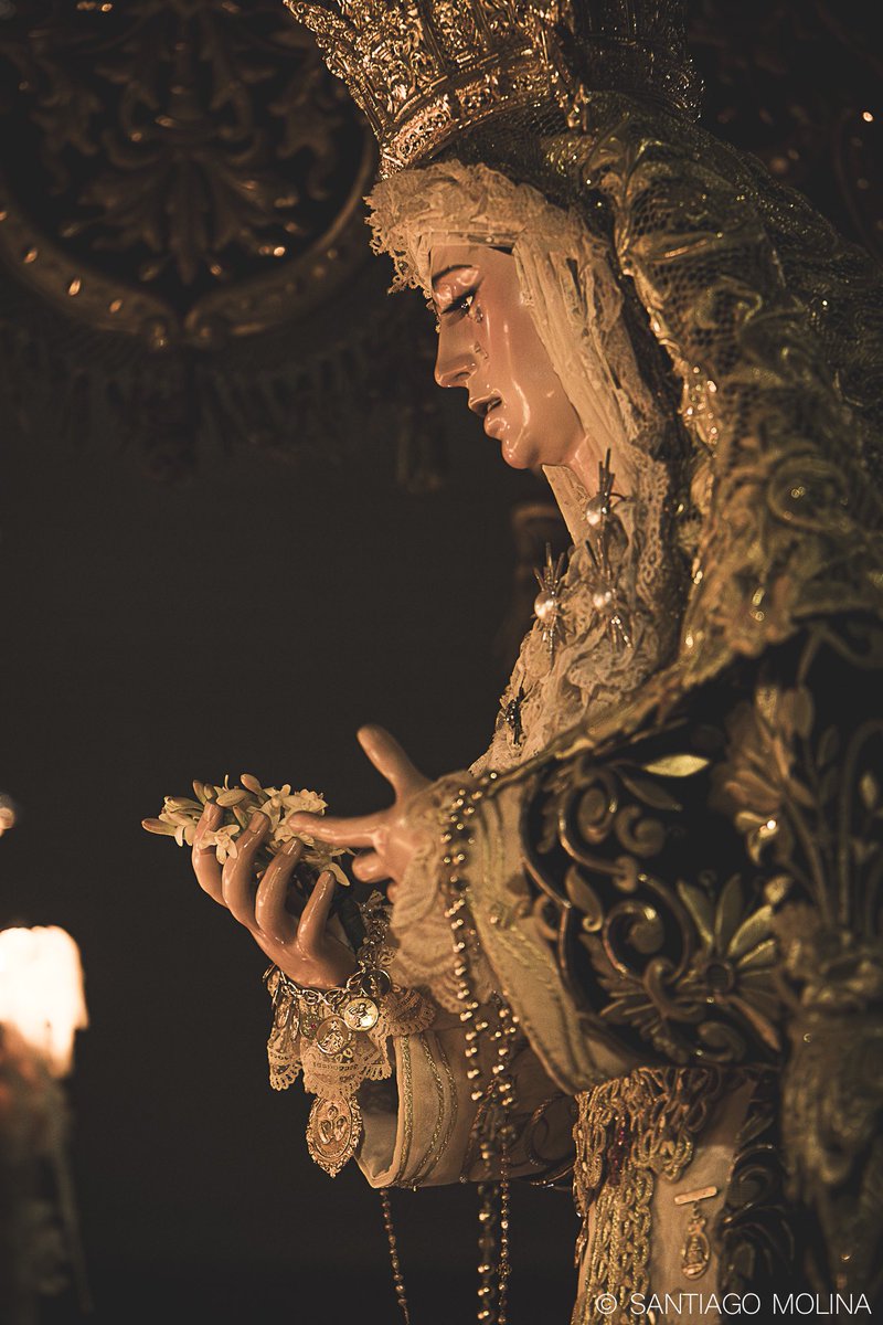 Lo sublime del arte, lo humano, lo divino. La Estrella. 

<a href="/hdadlaestrella/">La Estrella</a> 

#Estrella2N #25añosCoronacionEstrella