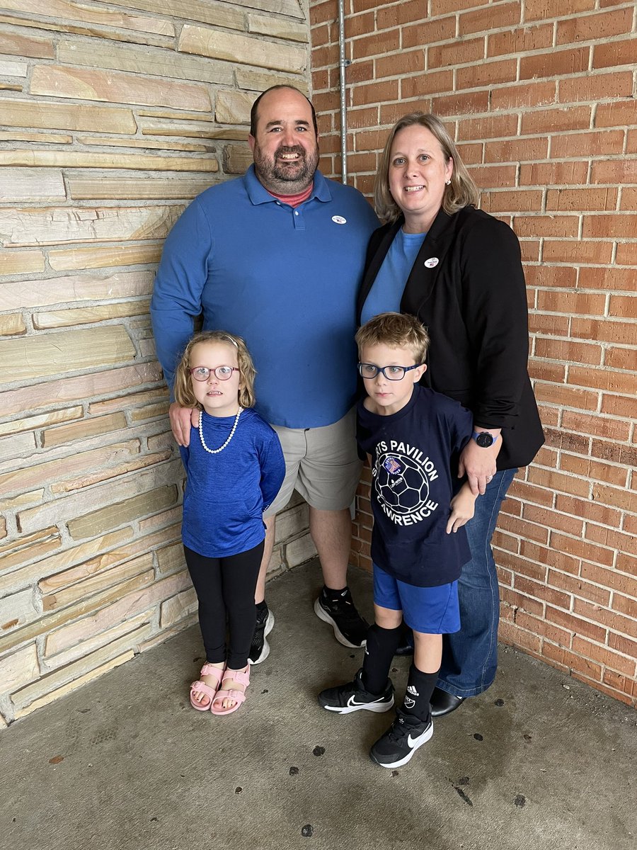 Suzanne Wikle tweet media