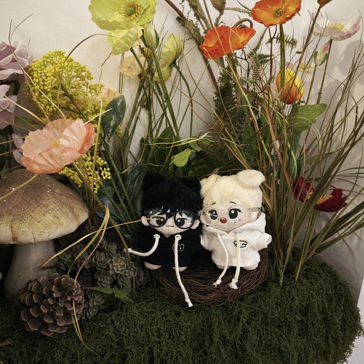 개인적인 사정으로 지난주 발송예정이었는데 계속 지연되고 있습니다. 
이번주내로 배송 완료하도록 노력하겠습니다ㅠㅠ오래 기다리게 해서 정말 죄송합니다.🙏🏻