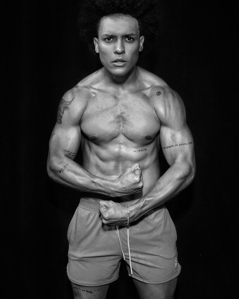 YazanHamama's tweet photo. Mister Supranational 2024
Colombia
.
.
.
.
.
.
#MisterSupranational
#SupranationalMan
#MalePageant
#MisterWorldwide
#HandsomeHunk
#GentlemanStyle
#PageantKing
#SupranationalGentleman
#MisterSupra2021
#GlamorousGent
#DapperDude https://t.co/6dNOXYc8H6