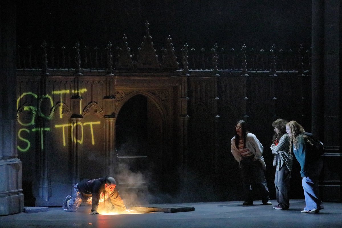 JordiMadd's tweet photo. .#crítica @PlateaMagazine:
Nueva prod. @bay_staatsoper #Munich #DasRheingold #Wagner.
Irregular resultado de #Kratzer en escena y fría lectura de #Jurowski al podio.
Lo mejor: el #Wotan de N. #Brownlee. 
Retransmisión Radio: https://t.co/7nD1WLbKxx

https://t.co/gQdmAVWkIl https://t.co/yzaAhhDwJk