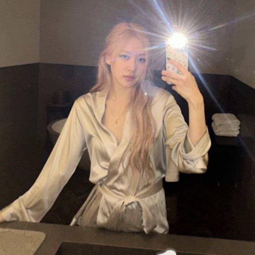 ㅤ

                 ( 𐙚 )  ℒ.  update
                 ⤷  MNL, PH  | 11O424

ㅤ